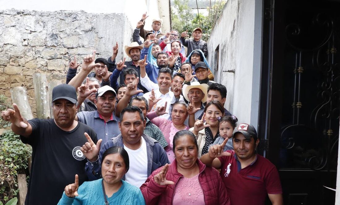 Lalo Rivera ha visitado 70 municipios de Puebla para escuchar a la gente | Foto: Especial