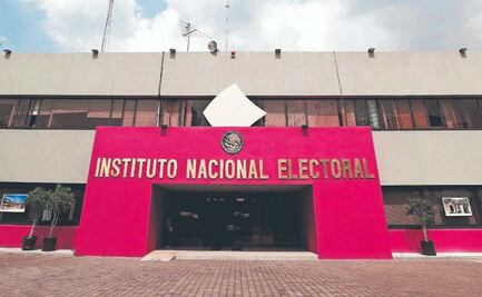 Ordena INE a gobernadores eliminar mensaje de apoyo a AMLO