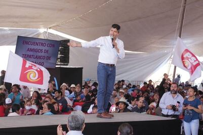 Pobladores de Acajete y Tepetlaxco se reunieron con Lalo Rivera