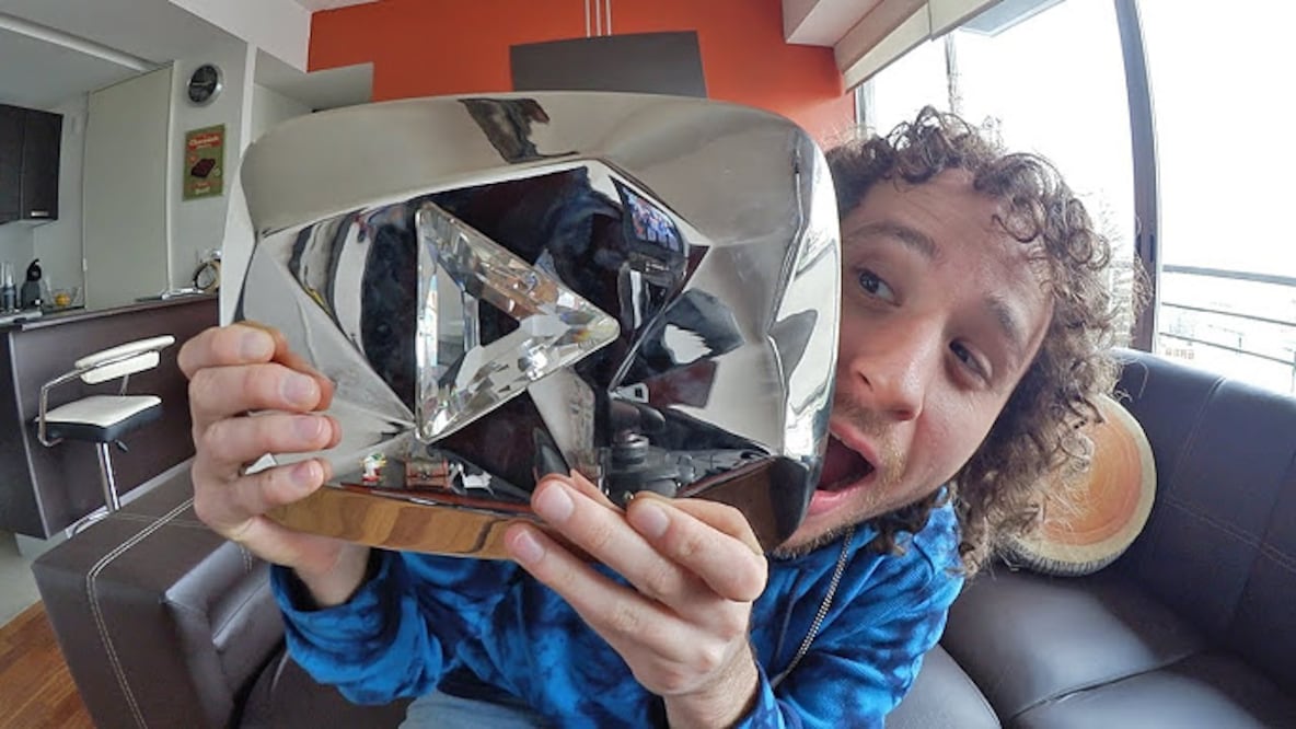 La estrella de Internet poblana de 33 años se ha convertido en uno de los YouTubers más influyentes en México e internacionalmente. 

Foto: Producción El Universal Puebla