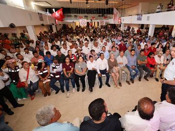 Alejandro Armenta propone invertir en fábrica de motores eléctricos en Puebla