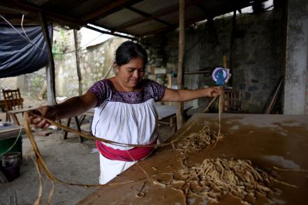 Papel amate, artesanía prehispánica de San Pablito Pahuatlán