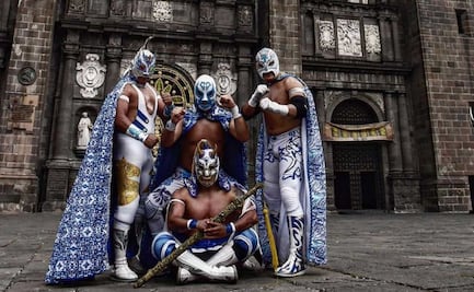 Luchadores de Fuerza Poblana así celebraron aniversario de la Catedral