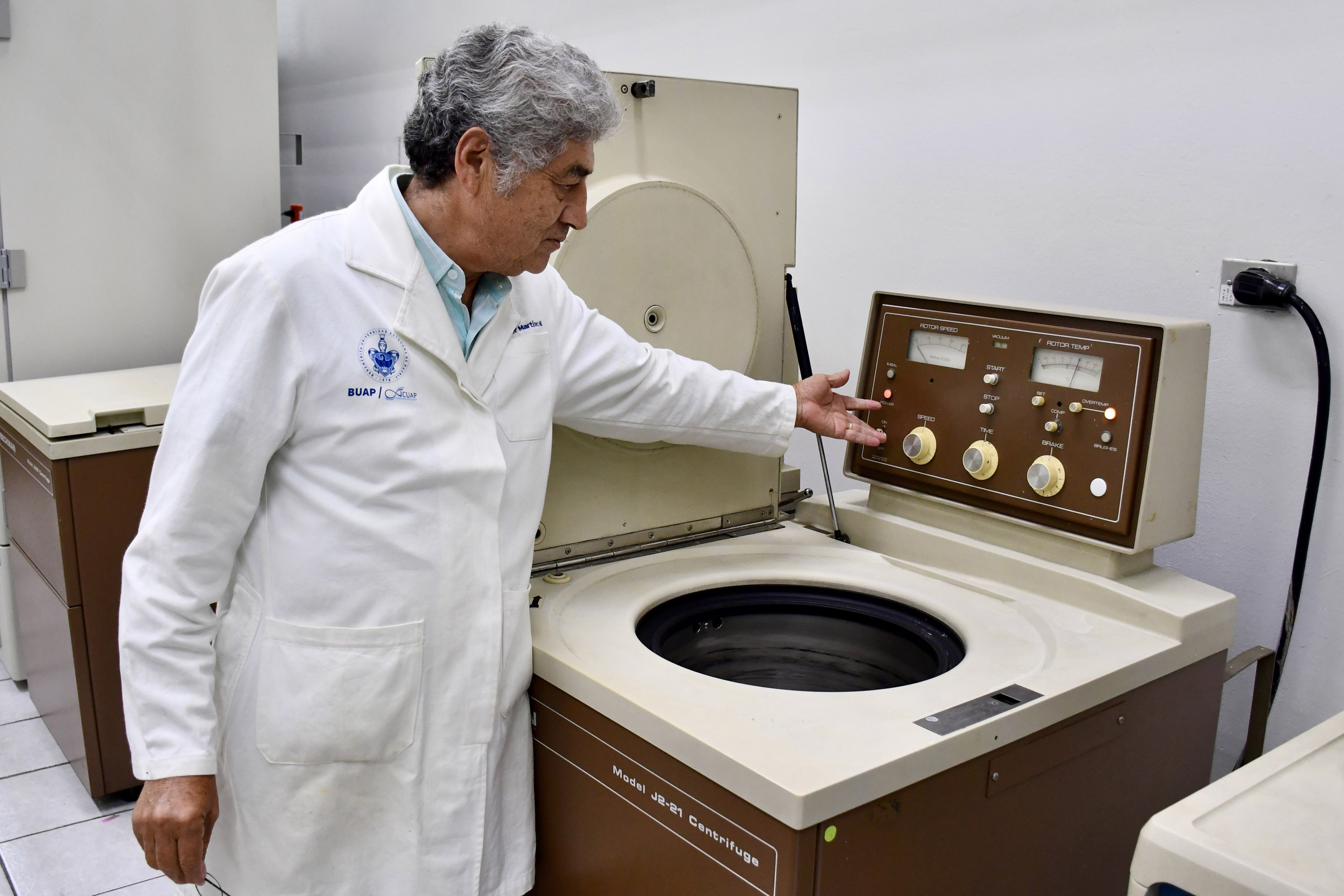 Doctor Luis Javier Martínez Morales, investigador del Instituto de Ciencias de la BUAP | Foto: Buap