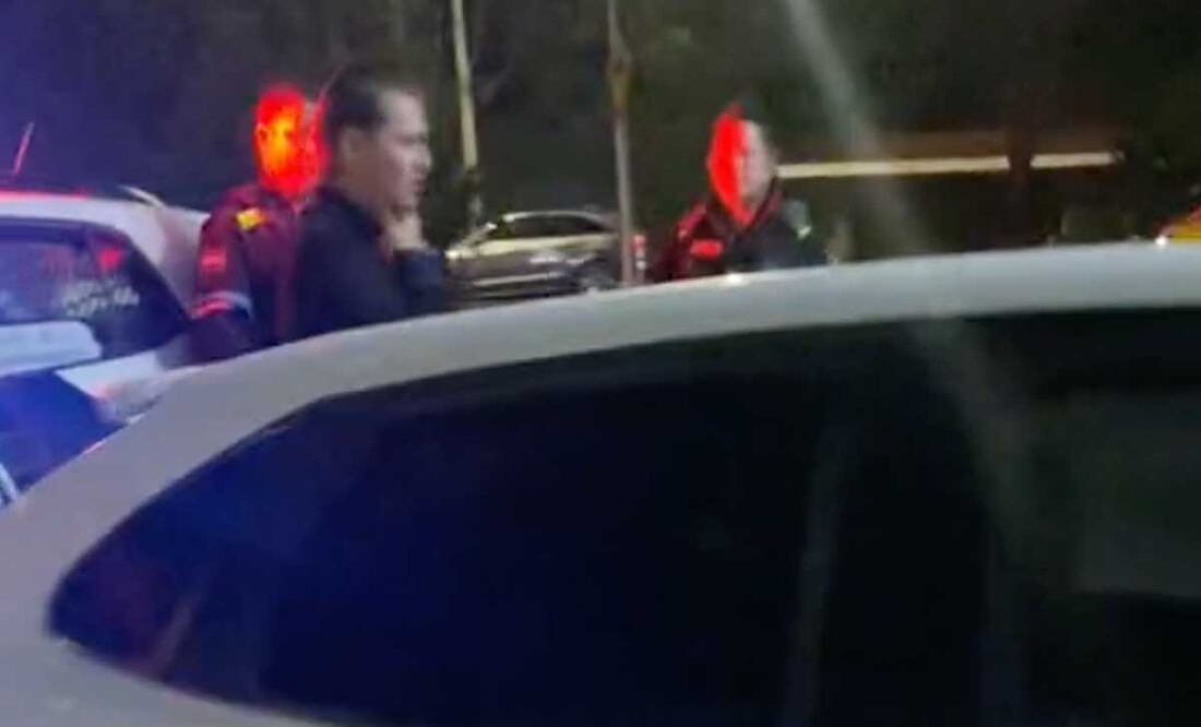 En TikTok se viralizó un video donde un joven increpa a unos policías municipales luego de haber sido robado en Puebla | Foto: Captura de Pantalla