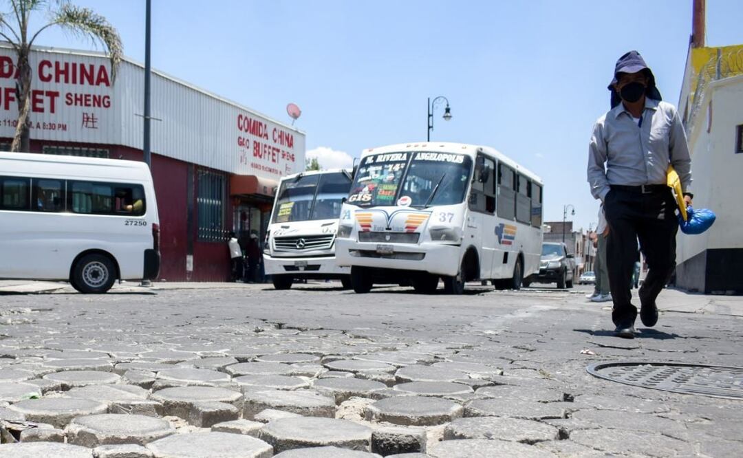 El Centro Histórico de Puebla será rehabilitado, por lo que 71 rutas del transporte público serán desviadas durante las obras. | Foto: Agencia Es Imagen para El Universal Puebla