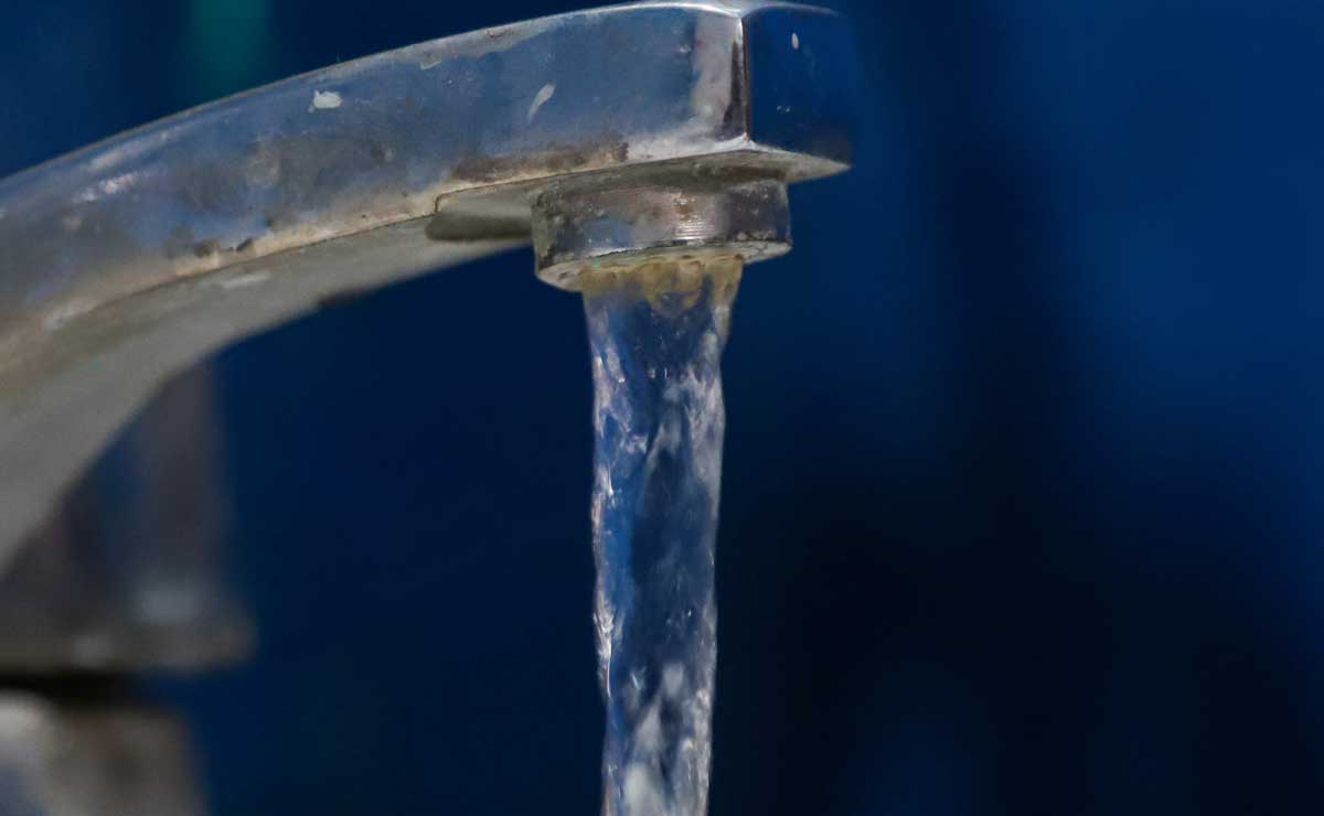 Por la falta de agua en San Miguel Canoa se comenzaron a presentar problemas de salud, como un brote de hepatitis | Foto: agencia Es Imagen para El Universal Puebla