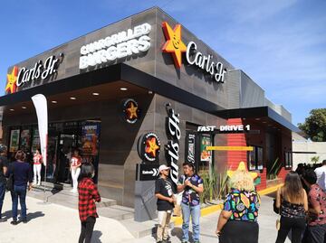 Carl's Jr. regalará hamburguesas el Día del Niño