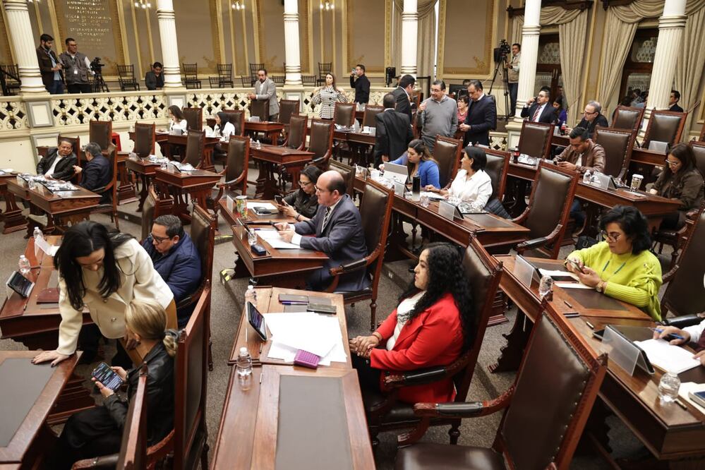 El Congreso de Puebla aprobó la renuncia de Carlos Palafox | Foto: Agencia Es Imagen para El Universal Puebla