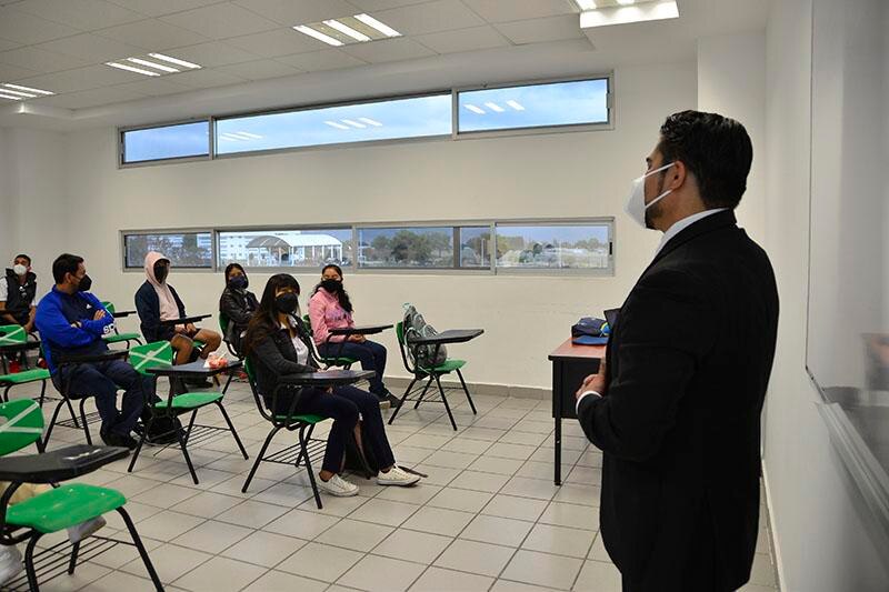 Antes del inicio de las clases, la universidad ha publicado en su calendario académico las fechas importantes para el regreso a clases, los periodos de inscripción y reinscripción, los días de los exámenes y las vacaciones.

Foto: Producción El Universal Puebla