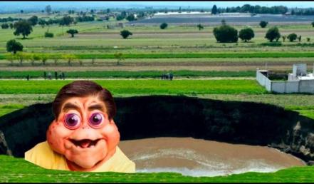 Socavón Puebla: ¡Ya tiene cumbia y memes!
