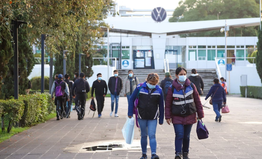 Volkswagen Puebla anuncia un paro técnico en medio de la crisis mundial automotriz | Foto: EsImagen
