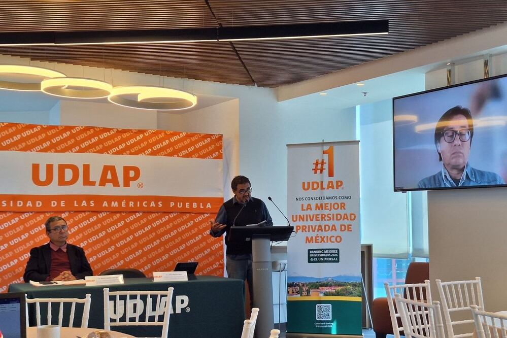Académicos de la UDLAP presentan las bases de la convocatoria del Premio Nacional de Cuento 2026 | Foto: El Universal Puebla