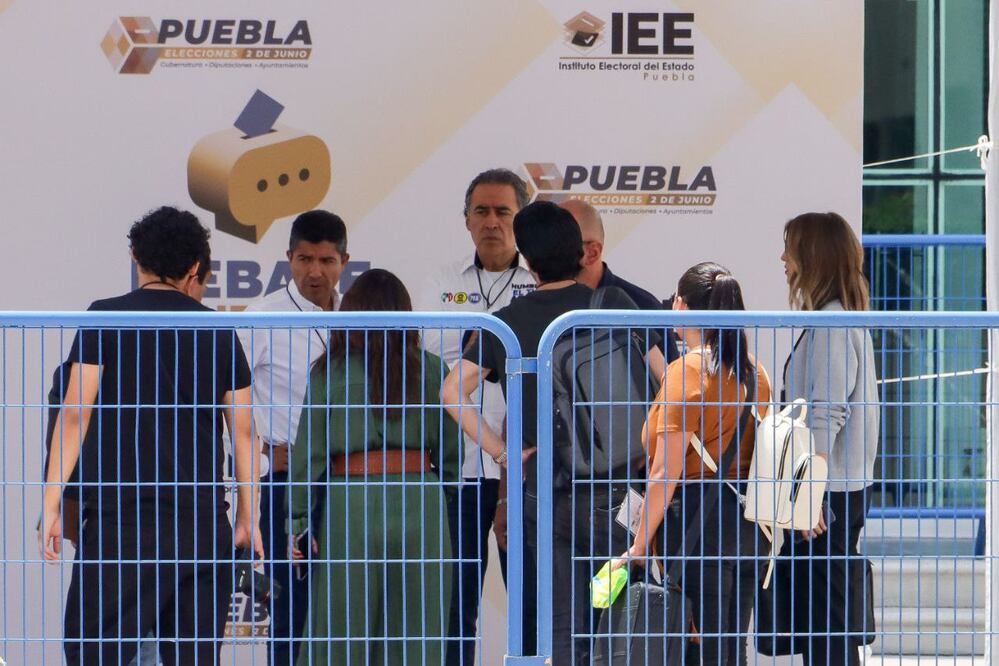 El sábado 11 de mayo los candidatos ensayaron para el debate / Foto: EsImagen