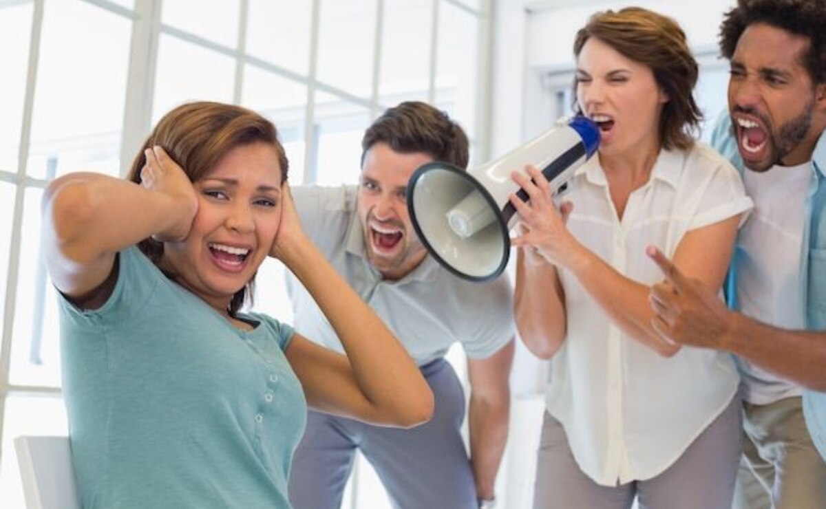 Astrología a viva voz. Fuente: Freepik.