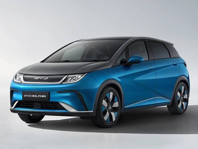 Cuánto cuesta el famoso auto eléctrico que se carga en media hora