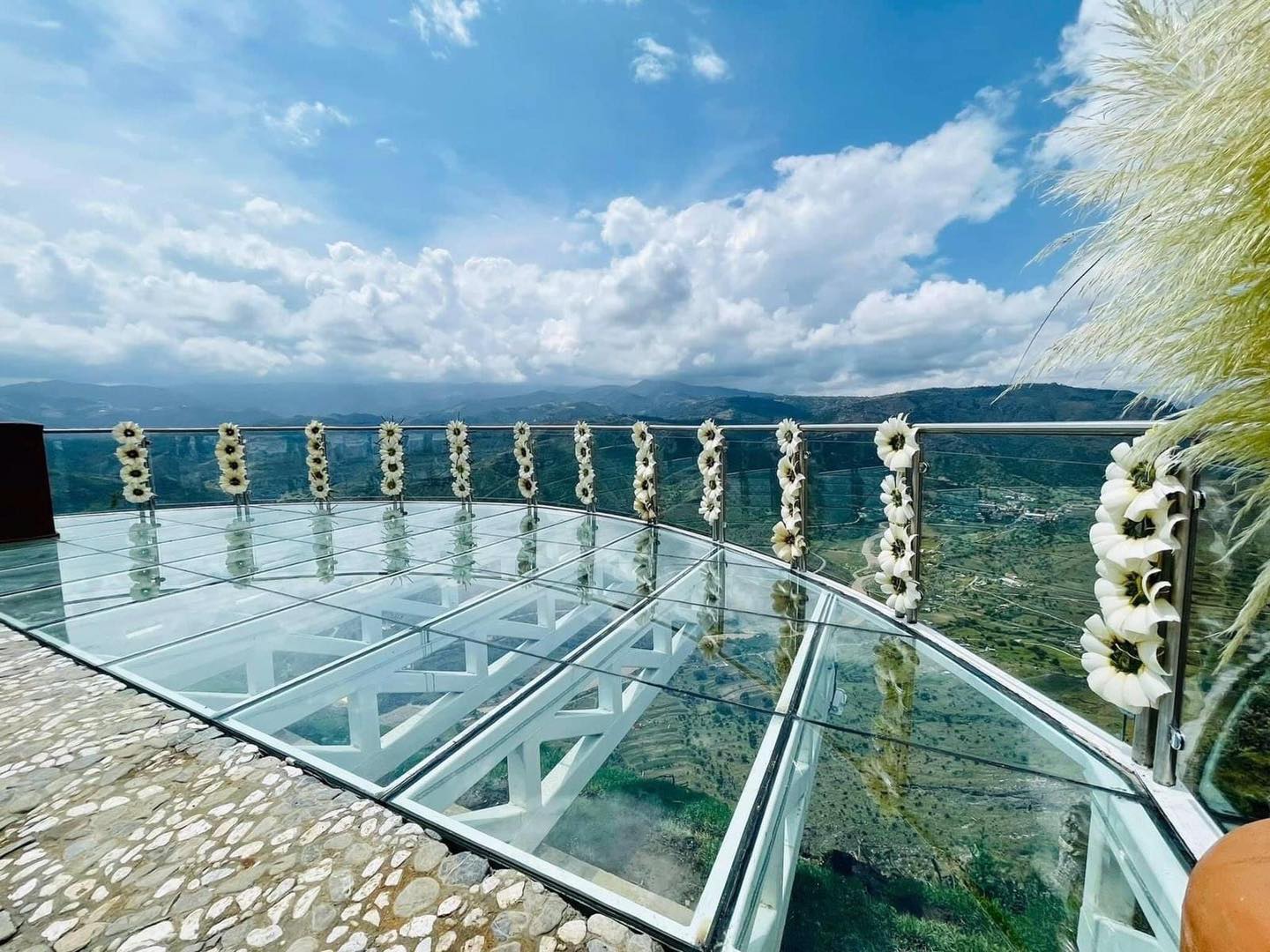 Mirador de Cristal Acolhua ofrece unas vistas panorámicas inigualables | Foto: Facebook Ixtacamax