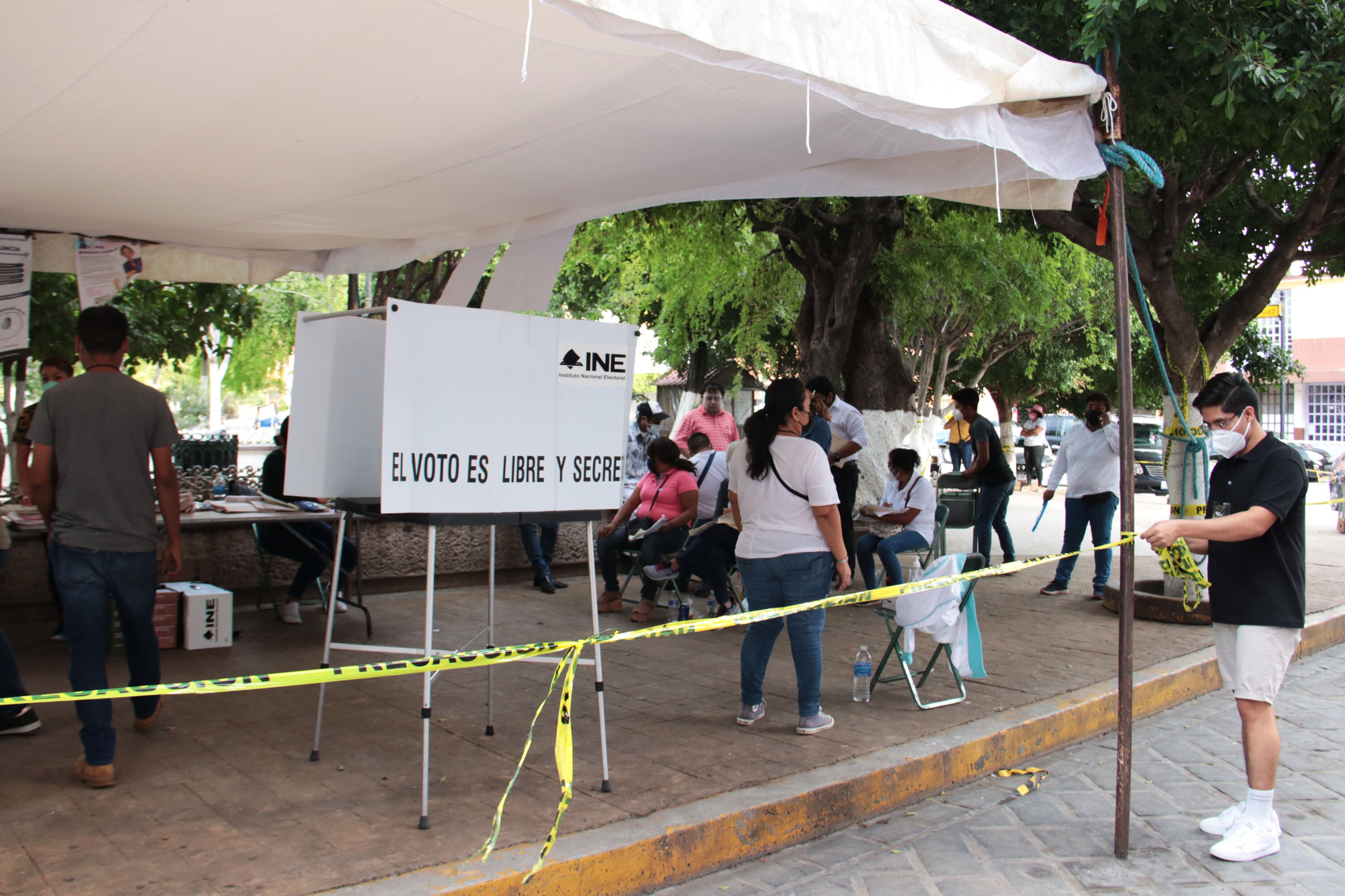 Seis partidos podrían perder su registro en Puebla