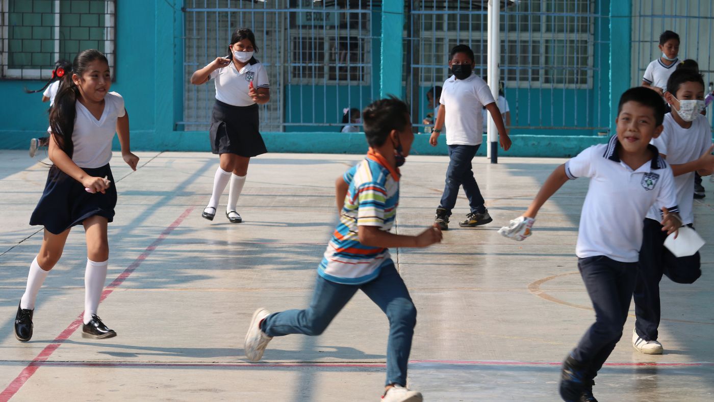 Regreso a clases 2022. Nuevo ciclo escolar tendrá 2 semanas más de descanso
