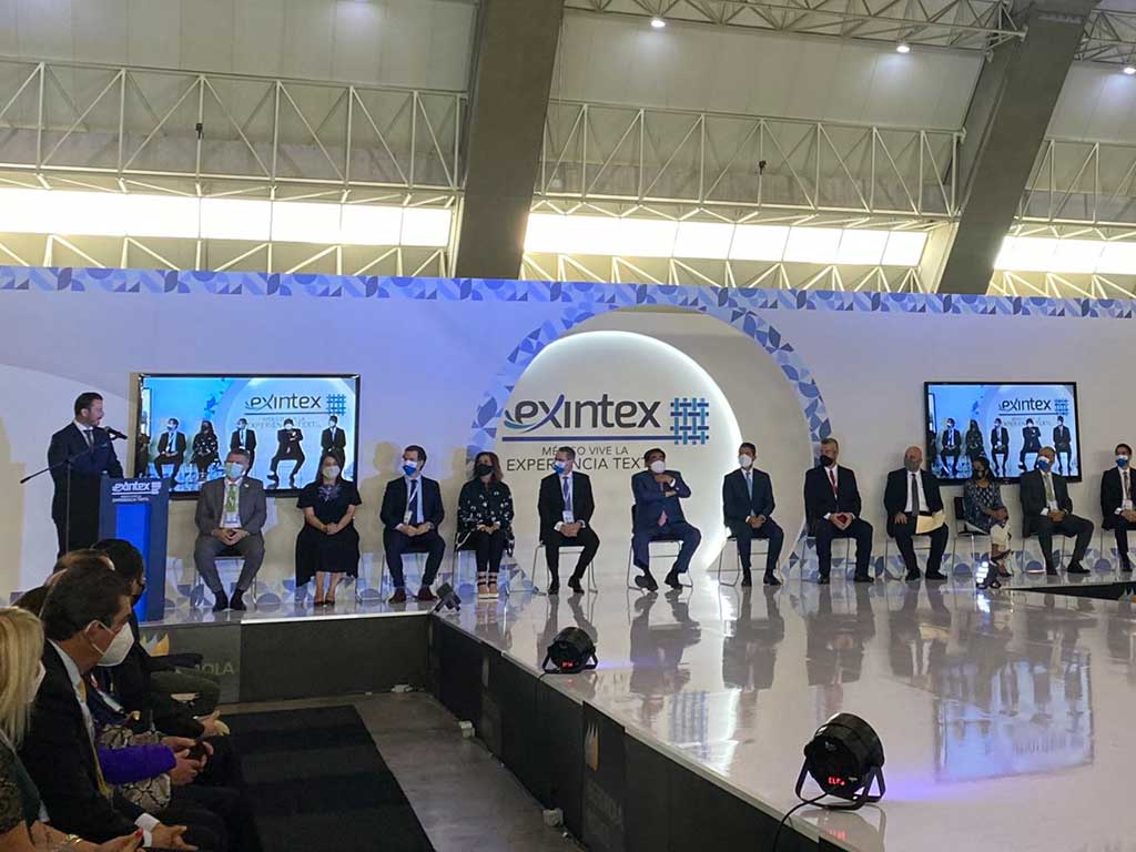 Apuestan empresarios textiles por la reactivación económica