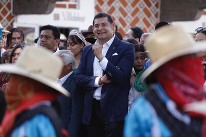 Alejandro Armenta reconoce la cultura de los pueblos mixtecos