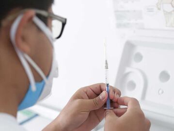 Vacunación contra influenza iniciará el 3 de noviembre en Puebla