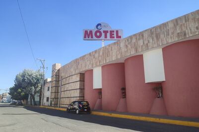 Bandas usan Tinder para robar a sus víctimas en moteles de Puebla