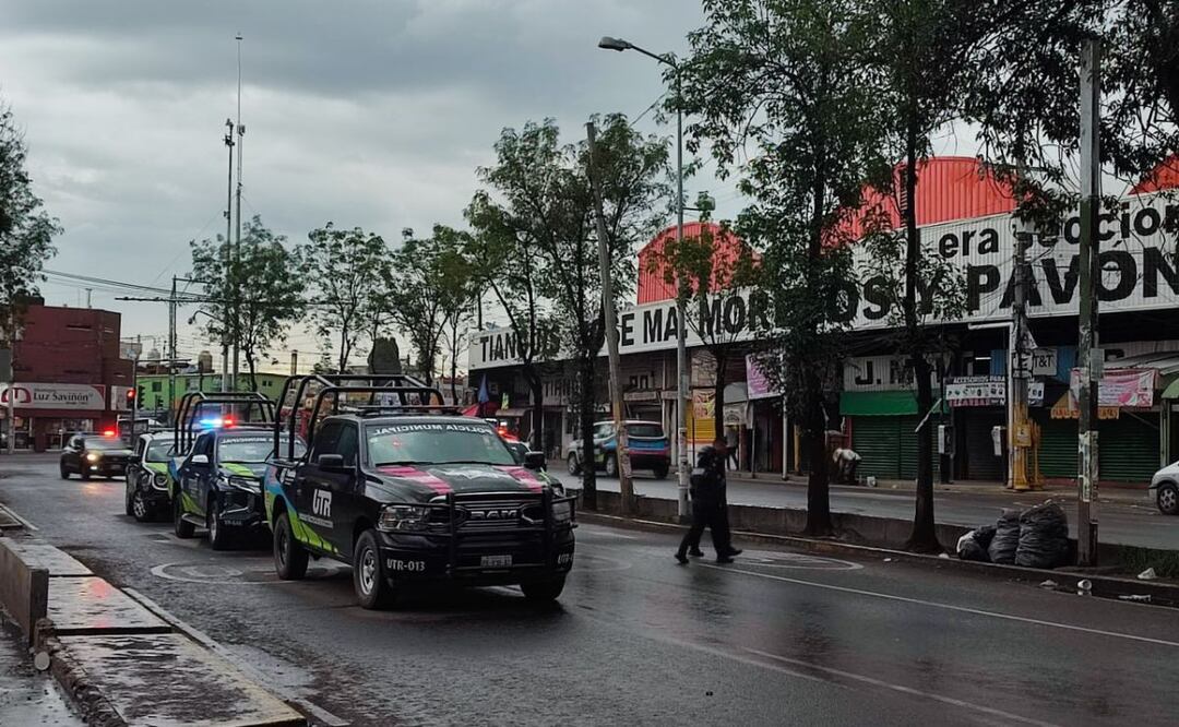 La balacera y persecución en el mercado Morelos causaron pánico entre clientes, vendedores, transeúntes y residentes del área | Foto: Agencia Es Imagen para El Universal Puebla
