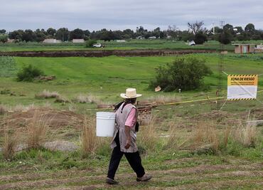 Denuncia Barbosa que campesinos extraen agua ilegalmente