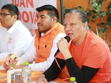 Fernando Morales realiza gira en Altepexi y Tehuacán