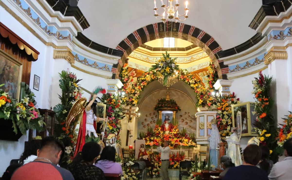 CELEBRAN A LA SANTÍSIMA TRINIDAD
