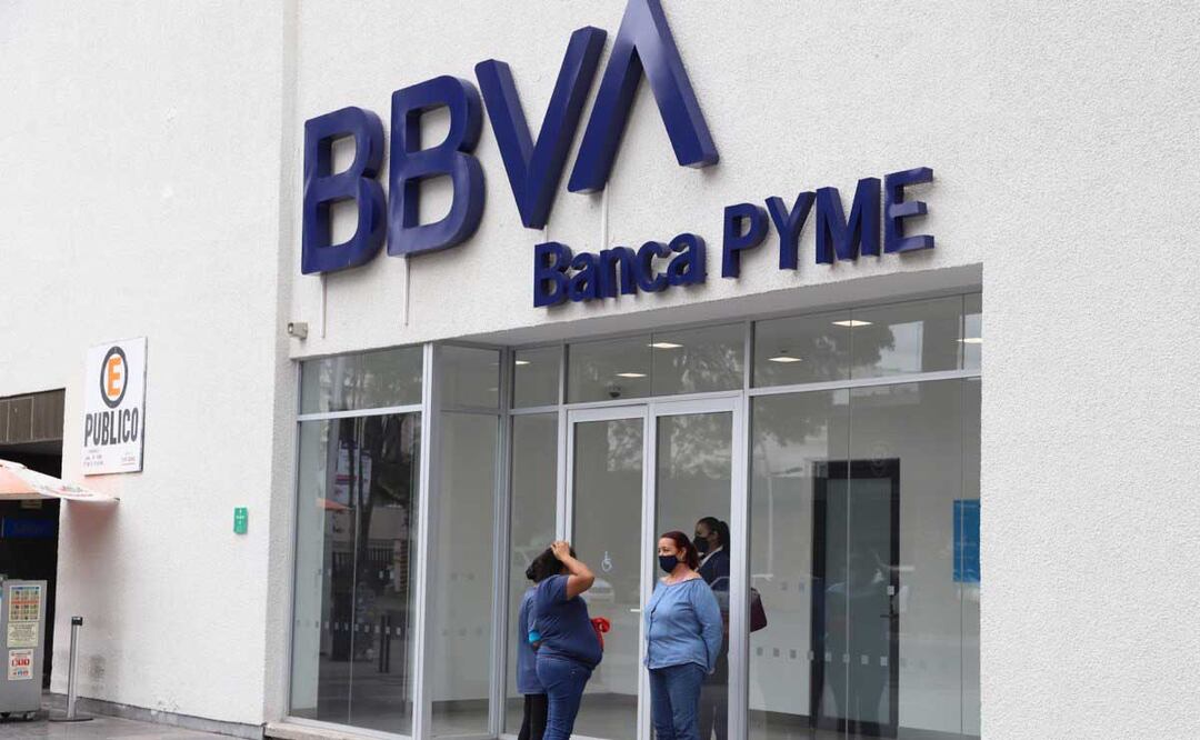 Si necesitas hacer un trámite bancario debes tomar tus previsiones este lunes 21 de noviembre | Foto: Agencia Es Imagen para El Universal Puebla
