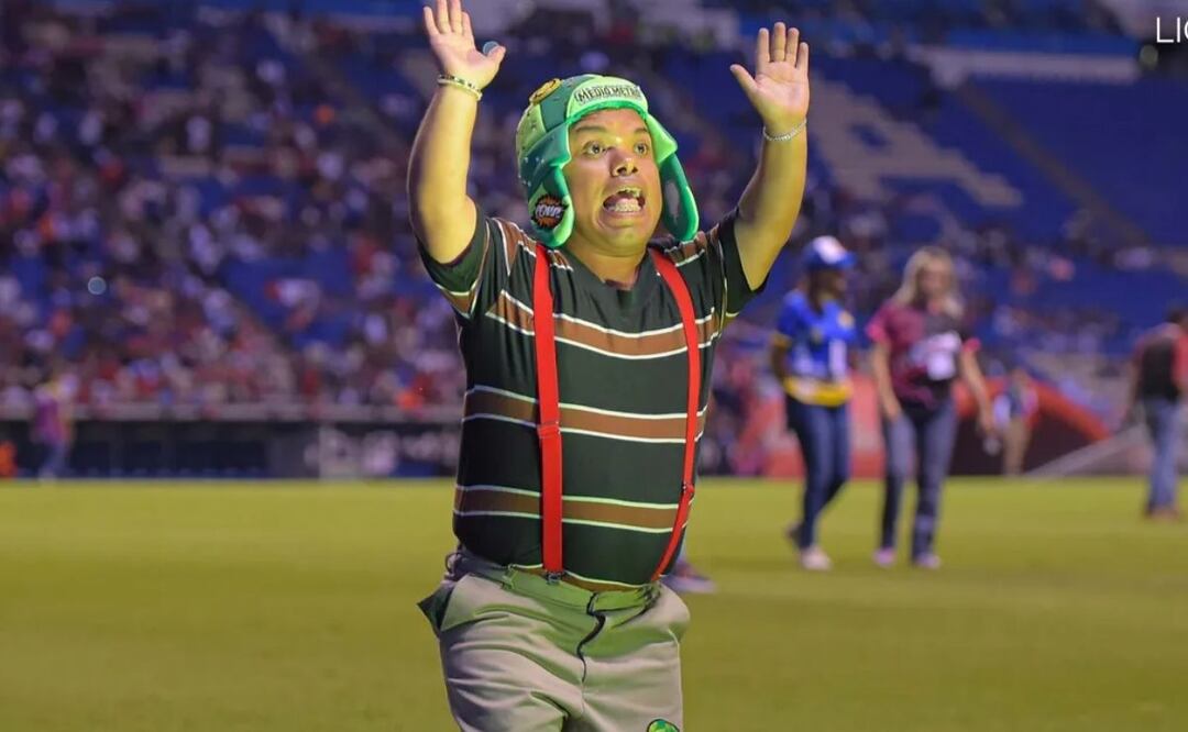 Duelo de enanitos: Medio Metro Bueno amenizó el evento y eso no le gustó a Medio Metro Original. | Foto: Twitter Liga BBVA MX