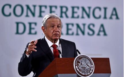 Entrega de testimonios de militares por caso Ayotzinapa se malinterpretó: AMLO