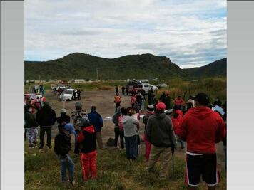 Pobladores bloquean accesos a la empresa transnacional Leonali en Atlixco