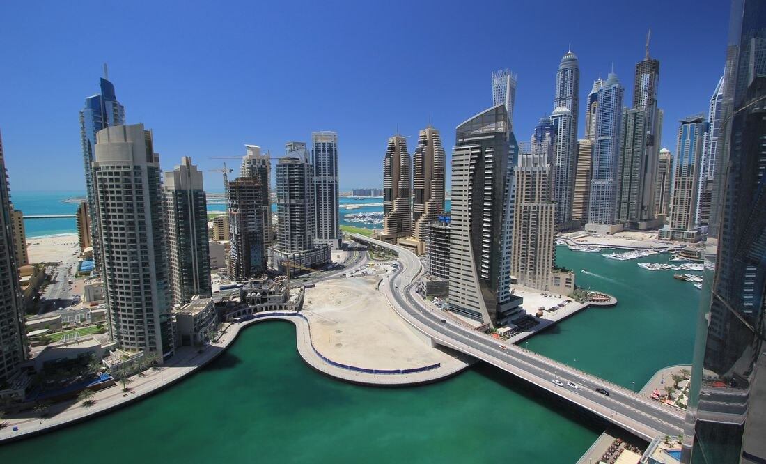 Al menos tres meseros poblanos se encuentran varados en Dubái | Foto: Archivo El Universal