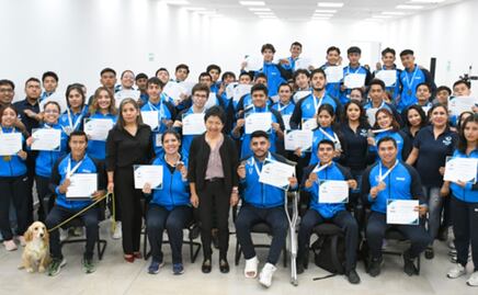 Rectora de la BUAP entrega becas a medallistas de la Universiada Nacional 2023
