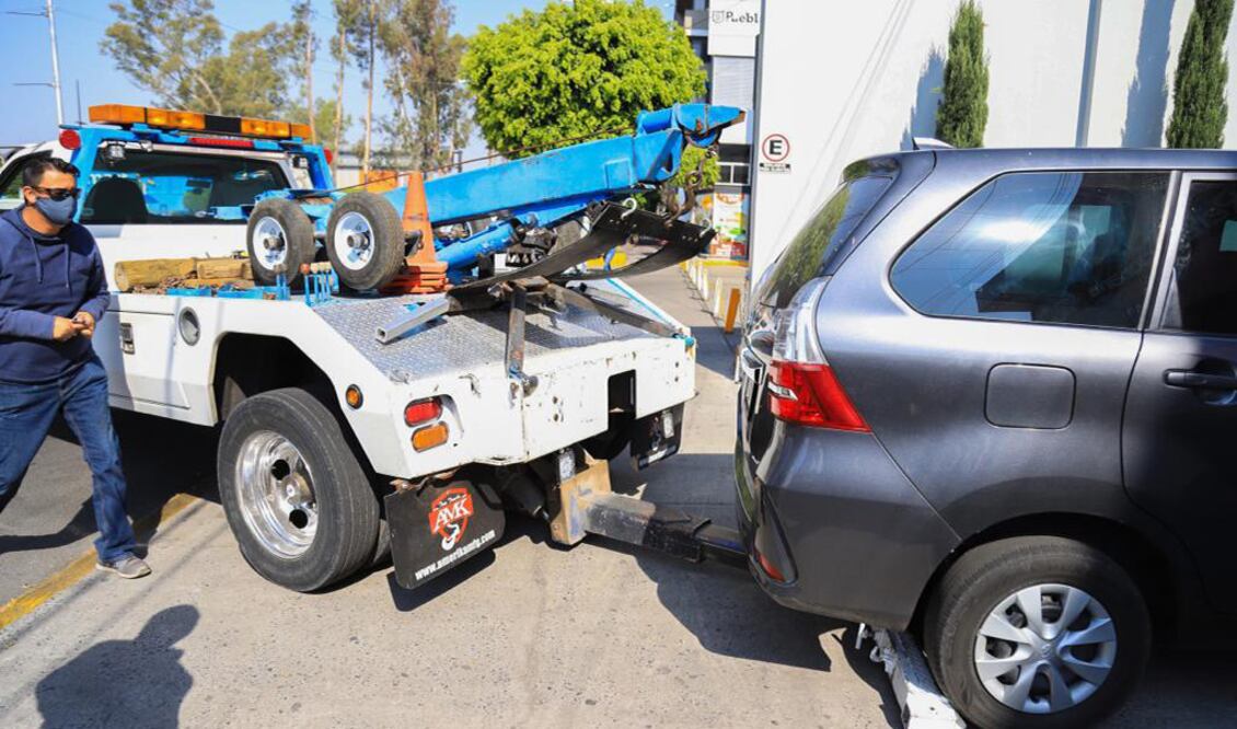 Aseguran 15 unidades piratas de transporte