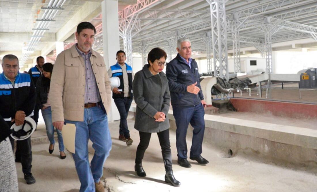 El recorrido fue realizado por la rectora Lilia Cedillo, Daniel Gámez Rodríguez, director de Infraestructura Educativa y Fernando de Jesús Martínez Arroniz director de unidad académica | Foto: BUAP
