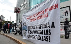 Protestan frente a la FGE de Puebla, colectivos acusan presos políticos
