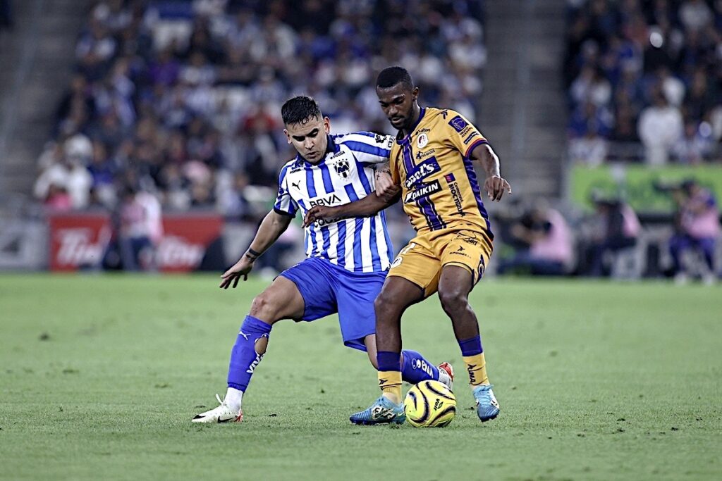 Con este resultado, Atlético de San Luis se lleva la ventaja al partido de vuelta, pero Monterrey sigue con opciones debido a su mejor posición en la tabla general. 

Foto: Producción El Universal Puebla