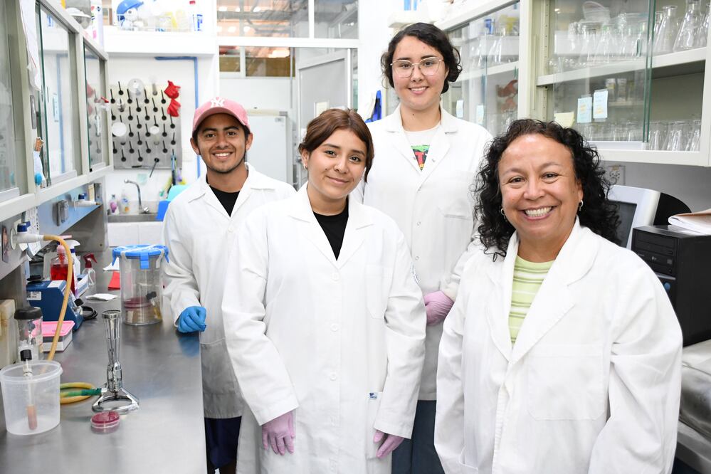 Expertos del Centro de Investigaciones en Ciencias Microbiológicas impulsan el trasplante de microbiota fecal en Puebla 1 Foto: BUAP