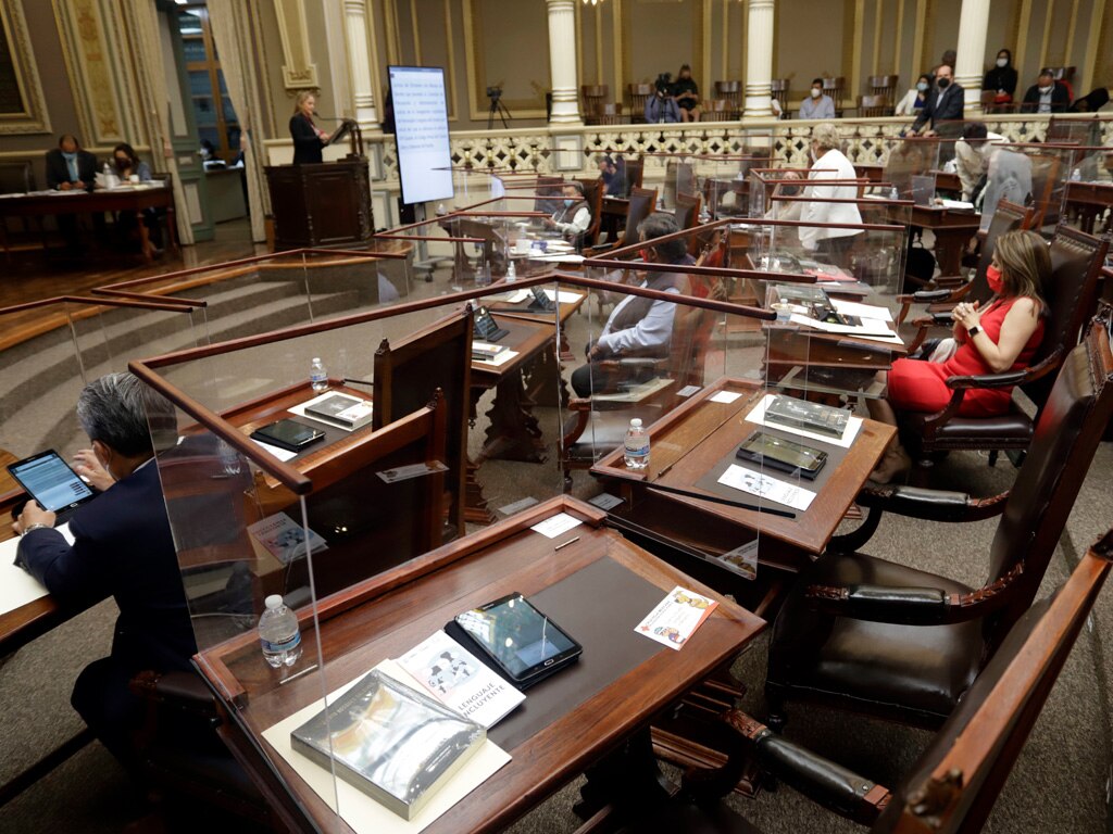 Congreso saliente aprobó 15 iniciativas del Ejecutivo