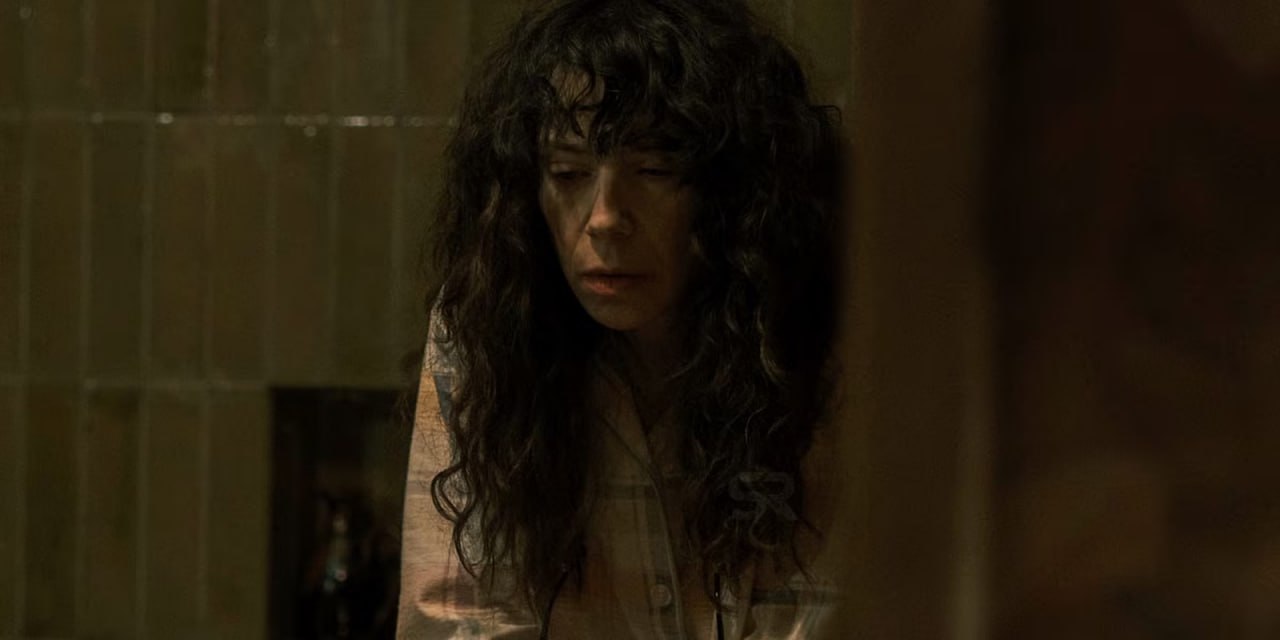 Sally Hawkins sorprende con una siniestra interpretación como "Laura", donde observamos un lado oscuro de la maternidad surgiendo desde el duelo | Foto: A24