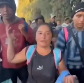 VIDEO. Hondureños denuncian que agentes migratorios los golpearon y electrocutaron en Puebla