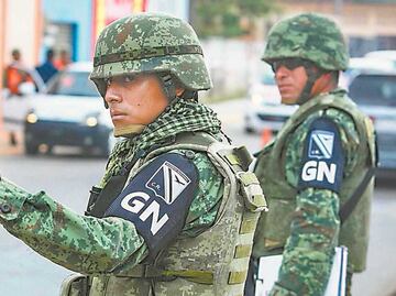 Guardia Nacional detiene a policías estatales con mercancía robada en Esperanza