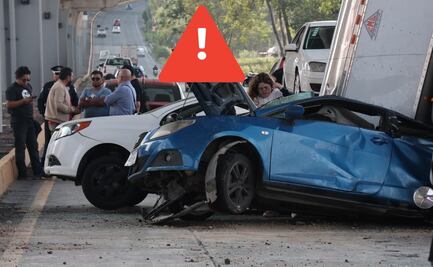 Tras volcadura, camión aplasta autos y deja varios heridos en la autopista México-Puebla
