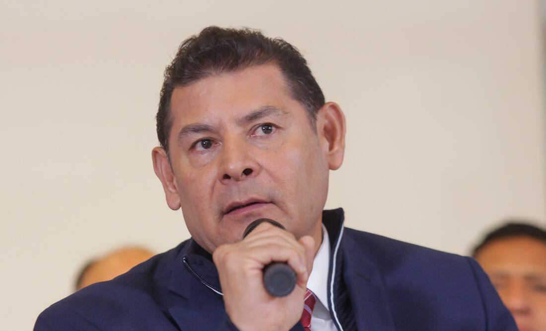 Alejandro Armenta dio conferencia de prensa este lunes | Foto: Agencia Es Imagen para El Universal Puebla