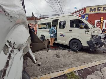 Martes de choques: combis de la 2A, R26 y RS25 se estrellan