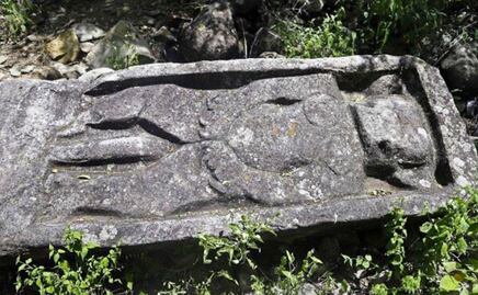 Peña de Axutla, un tesoro arqueológico de la mixteca poblana donde se veneraba al dios del inframundo
